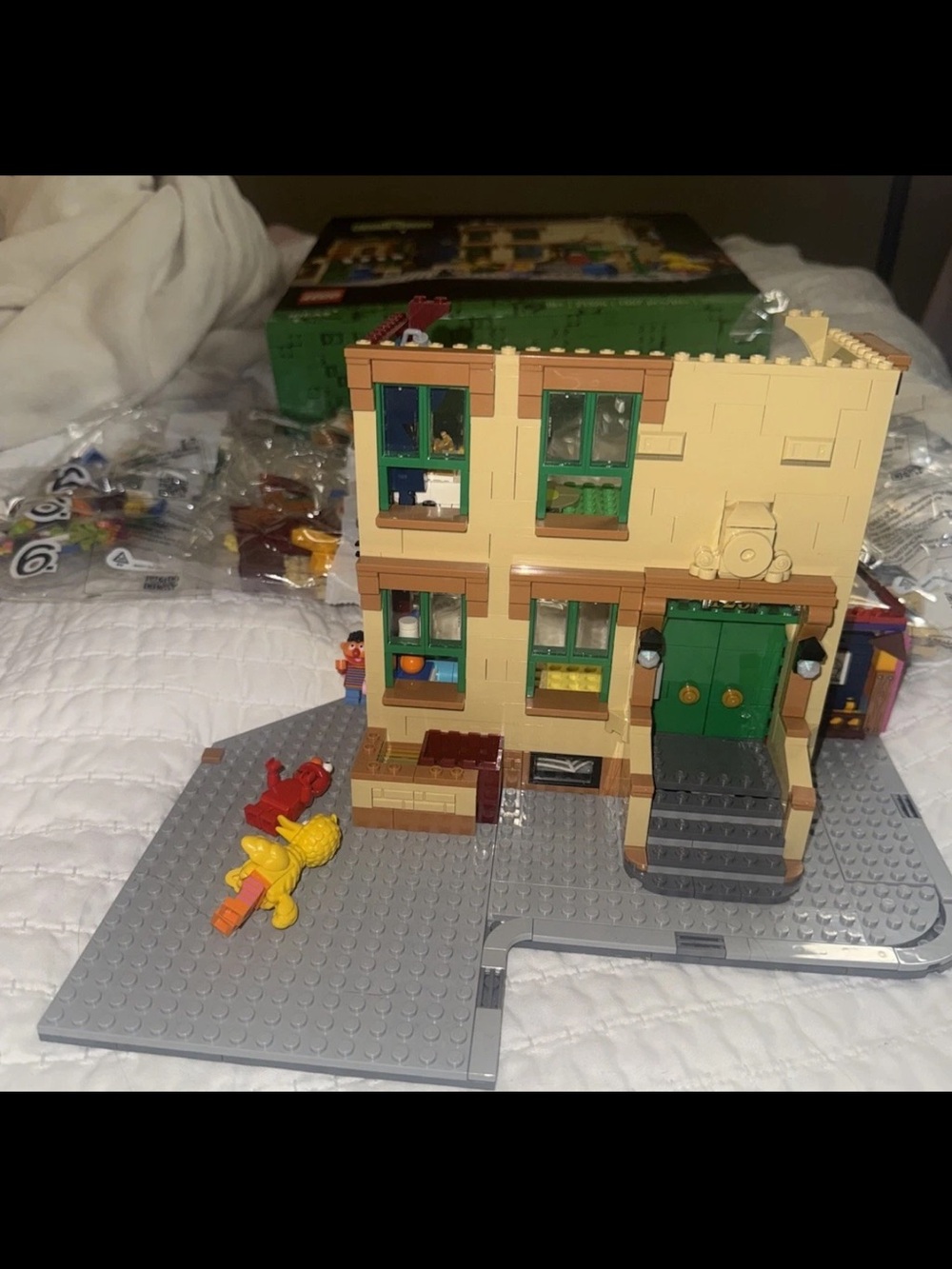 LEGO Ideas: 123 Sesame Street (21324) W/ BOX & Manual (See details) RARE RETIRED - Picture 16 of 16